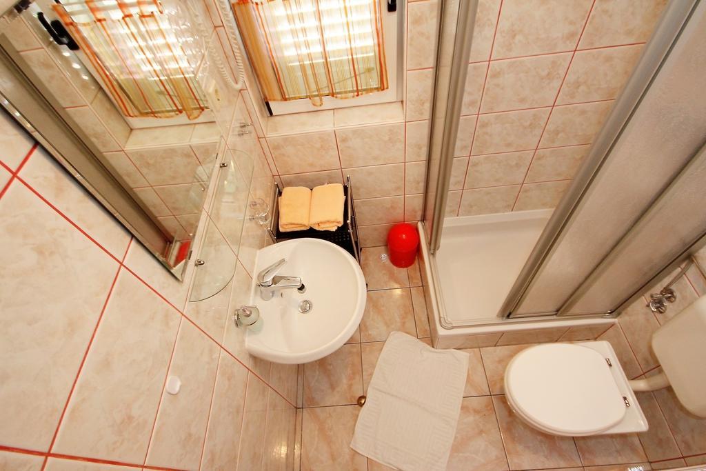 Apartment Vucic Makarska Rum bild