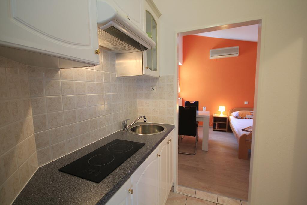 Apartment Vucic Makarska Exteriör bild